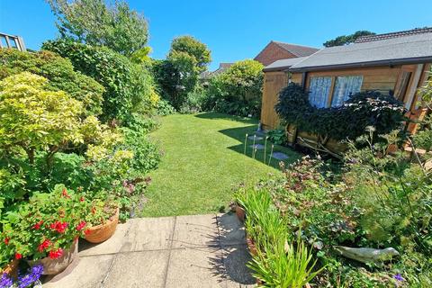 2 bedroom bungalow for sale, Ellingham Road, New Milton, Hampshire, BH25