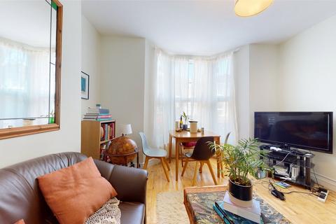 4 bedroom end of terrace house for sale, Appach Road, Brixton, SW2