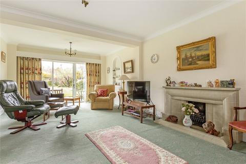 4 bedroom detached house to rent, Greatfield Drive, Charlton Kings, Cheltenham, Gloucestershire, GL53