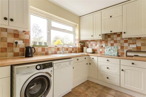 4 bedroom detached house to rent, Greatfield Drive, Charlton Kings, Cheltenham, Gloucestershire, GL53