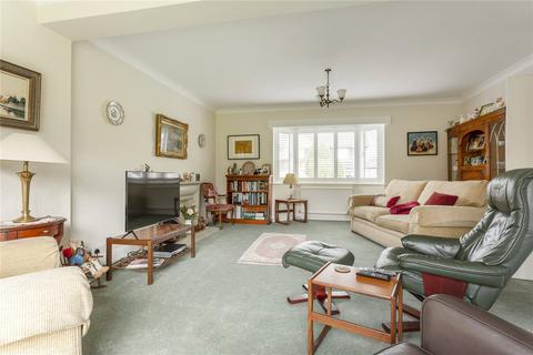 4 bedroom detached house to rent, Greatfield Drive, Charlton Kings, Cheltenham, Gloucestershire, GL53