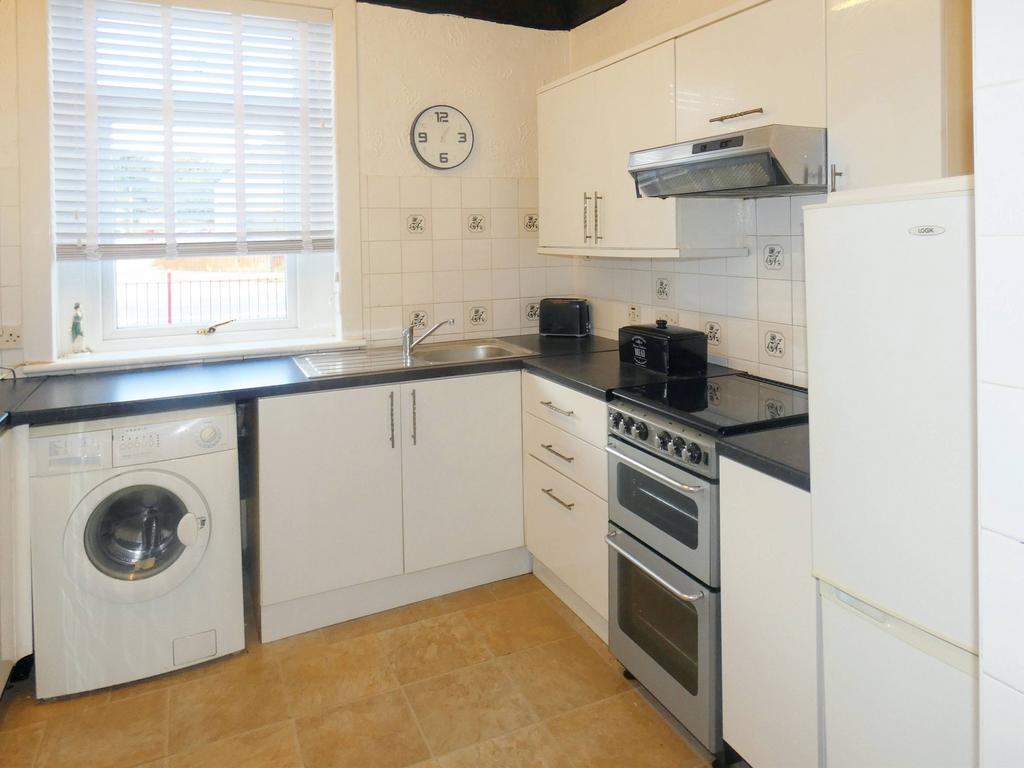 Glencairn Street, Stevenston KA20 2 bed flat for sale £55,000