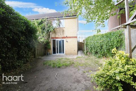 2d Alnwick Road, London, E16 3EX