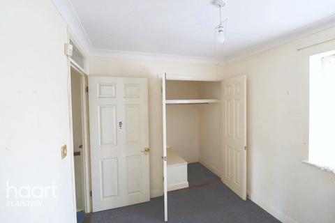 2d Alnwick Road, London, E16 3EX