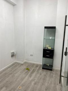 Property to rent, Green Lane, Ilford, Essex, IG3