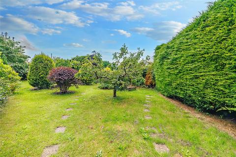 3 bedroom semi-detached house for sale - Peterstow, Ross-on-Wye, Herefordshire, HR9