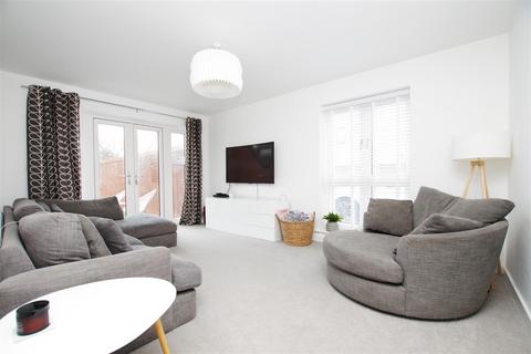 4 bedroom detached house for sale - Keohler Close, Swindon SN25
