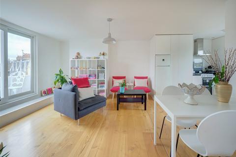 3 bedroom penthouse for sale, Pembridge Villas, Notting Hill