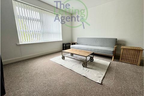 2 bedroom apartment to rent, Renolds House, Everard Street, Salford, M5 4UB