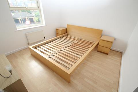 2 bedroom flat to rent, Raynville Way, Leeds, West Yorkshire, UK, LS12