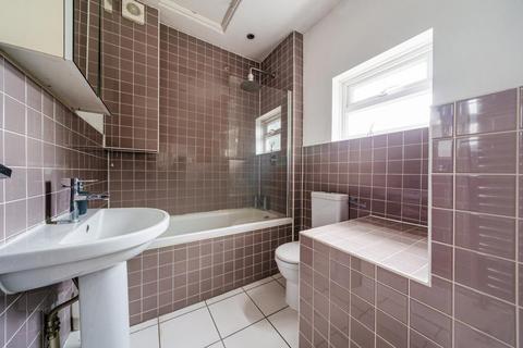 37 Burford Road, London, SE6 4DF