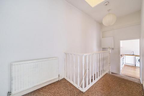 37 Burford Road, London, SE6 4DF