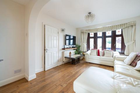 29 Beulah Road, Hornchurch, RM12 4YR