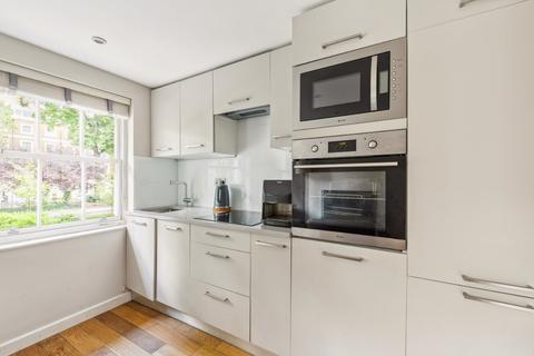 1 bedroom apartment to rent, Alleyn Court, Sussex Gardens, W2