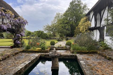 6 bedroom detached house for sale, Smarden Road, Biddenden, Ashford, Kent, TN27