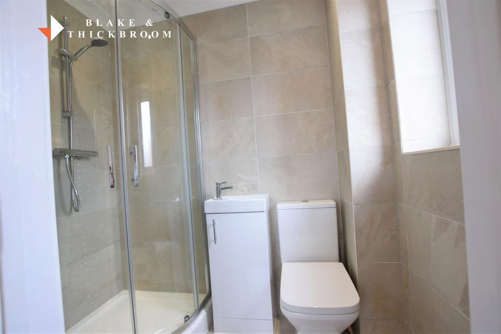 Ensuite shower room