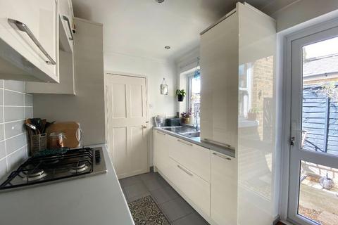 201 Marks Road, Romford, RM7 7AF