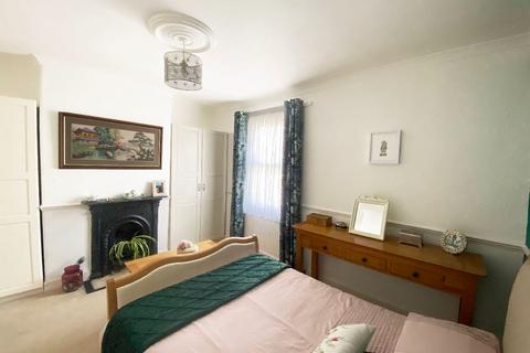 201 Marks Road, Romford, RM7 7AF