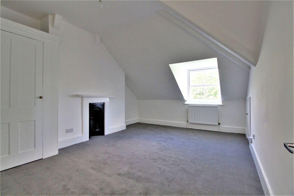 Bedroom 1 (Double)