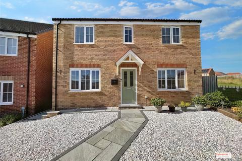 4 bedroom detached house for sale - Kielder Drive, The Middles, Stanley, DH9