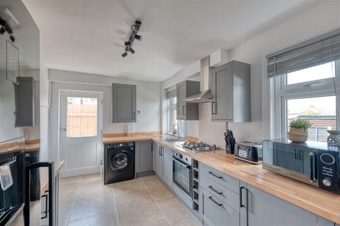 11 Barnes Way, Worcester, WR5 3AP