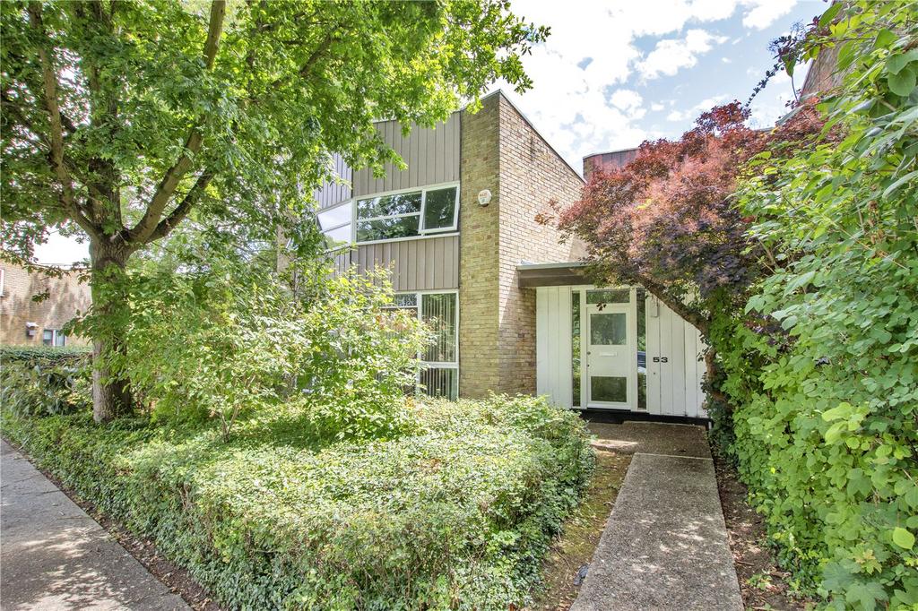 Lambardes, New Ash Green, Longfield... 4 bed link detached house £525,000
