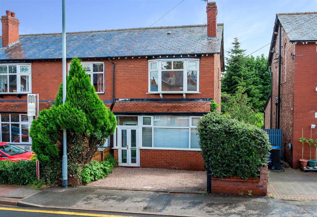 3 Ravenoak Road, Cheadle, Cheshire 2 bed semidetached house for sale