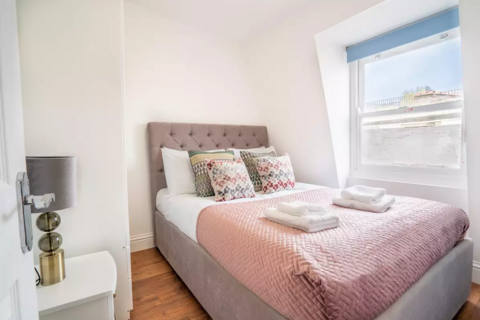 2 bedroom flat to rent, Warwick Road (9/121), Earls Court, London, SW5