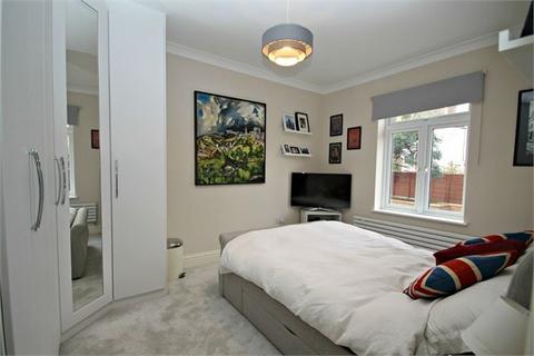 2 bedroom flat for sale - Melrose Avenue, Willesden Green