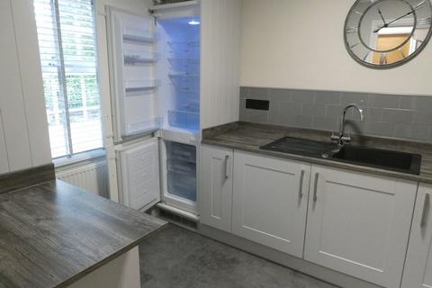 2 bedroom mews to rent, Bedford Court, Bawtry, DN10