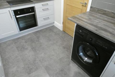 2 bedroom mews to rent, Bedford Court, Bawtry, DN10