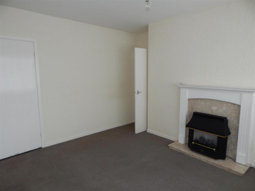 Macaulay Drive, Balderton, Newark, NG24 2 bed bungalow £700 pcm (£162 pw)