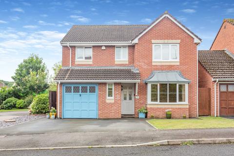 4 bedroom detached house for sale, Cae Melin, Little Mill, Pontypool