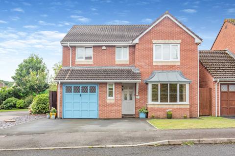 7 Cae Melin, Little Mill, Pontypool, NP4 0HX
