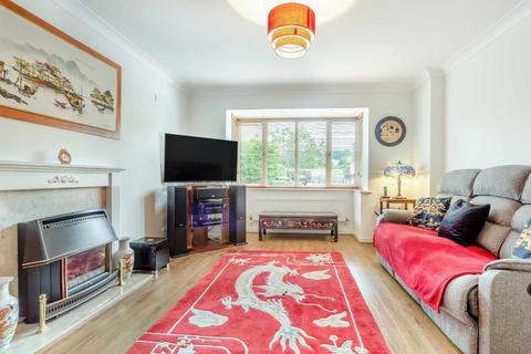 7 Cae Melin, Little Mill, Pontypool, NP4 0HX