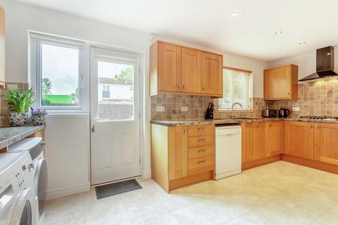 7 Cae Melin, Little Mill, Pontypool, NP4 0HX