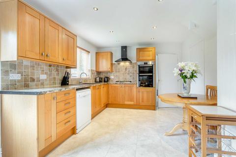 7 Cae Melin, Little Mill, Pontypool, NP4 0HX