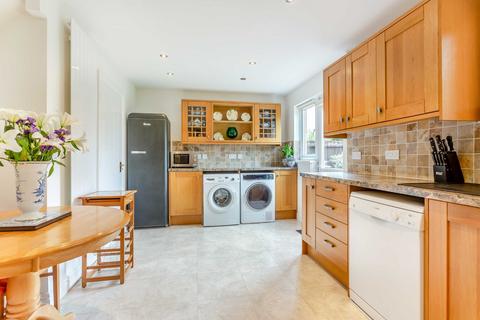 7 Cae Melin, Little Mill, Pontypool, NP4 0HX