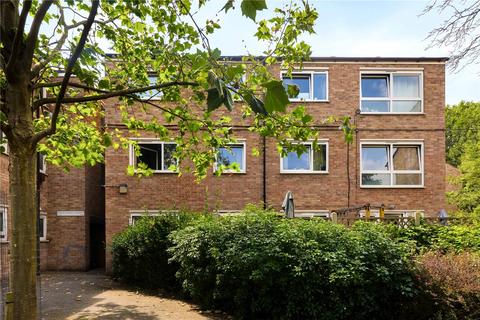 64 Patrick Connolly Gardens, London, E3 3BZ