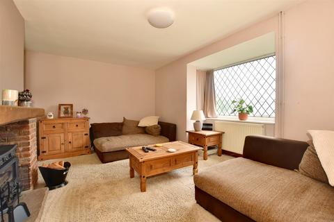 34 Target Firs, Temple Ewell, Dover, CT16 3AU