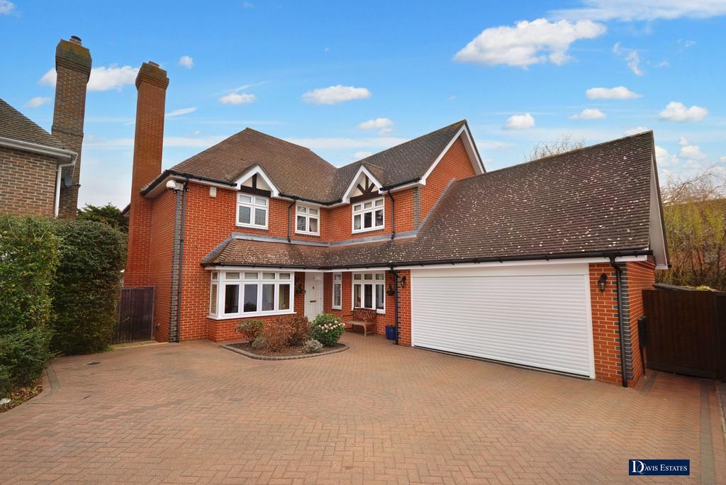 Emerson Park, Hornchurch RM11 5 bed detached house for sale £1,395,000