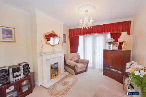 82 Cecil Avenue, Hornchurch, RM11 2NB
