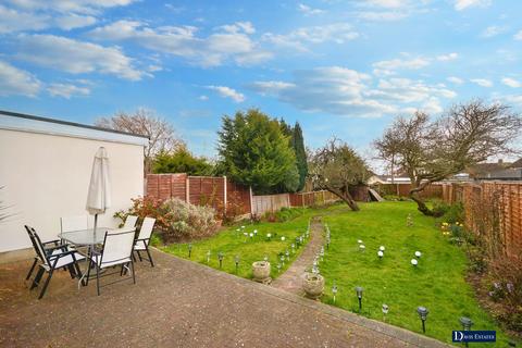 82 Cecil Avenue, Hornchurch, RM11 2NB