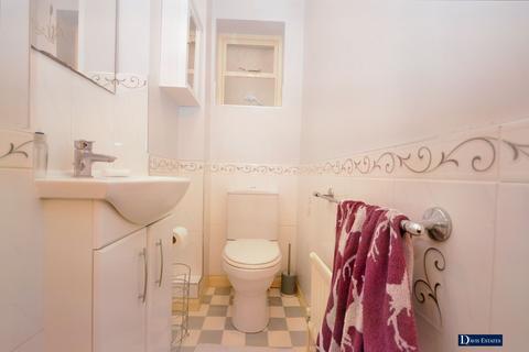 29 Fanshawe Crescent, Hornchurch, RM11 2DD