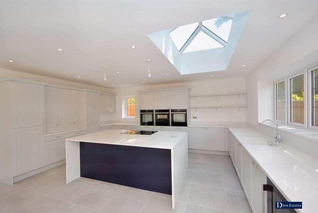Herbert Road, Emerson Park... 6 bed detached house for sale £1,895,000