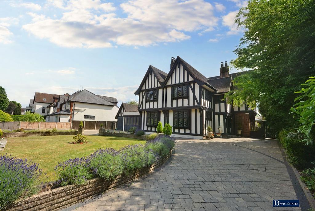 Emerson Park, Hornchurch RM11 7 bed detached house for sale £2,700,000