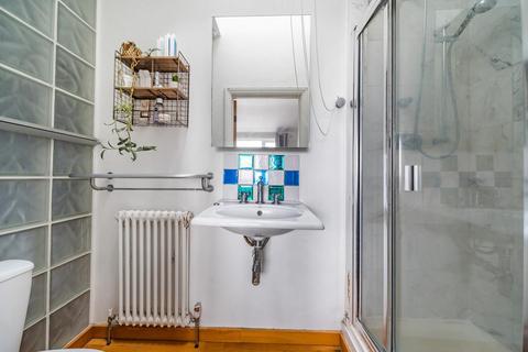 315e Uxbridge Road, Acton, London, W3 9QU