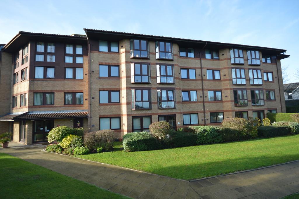 Lansdowne Gardens, Bournemouth 2 bed apartment for sale £100,000