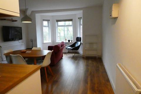 1 bedroom flat to rent, 12 Range Road, Whalley Range, Manchester, M16