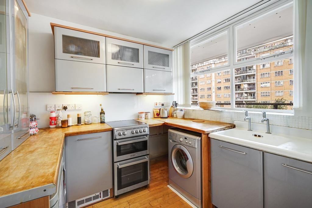 Apartment in London, Churchill Gardens Estate, Pimlico - View 2